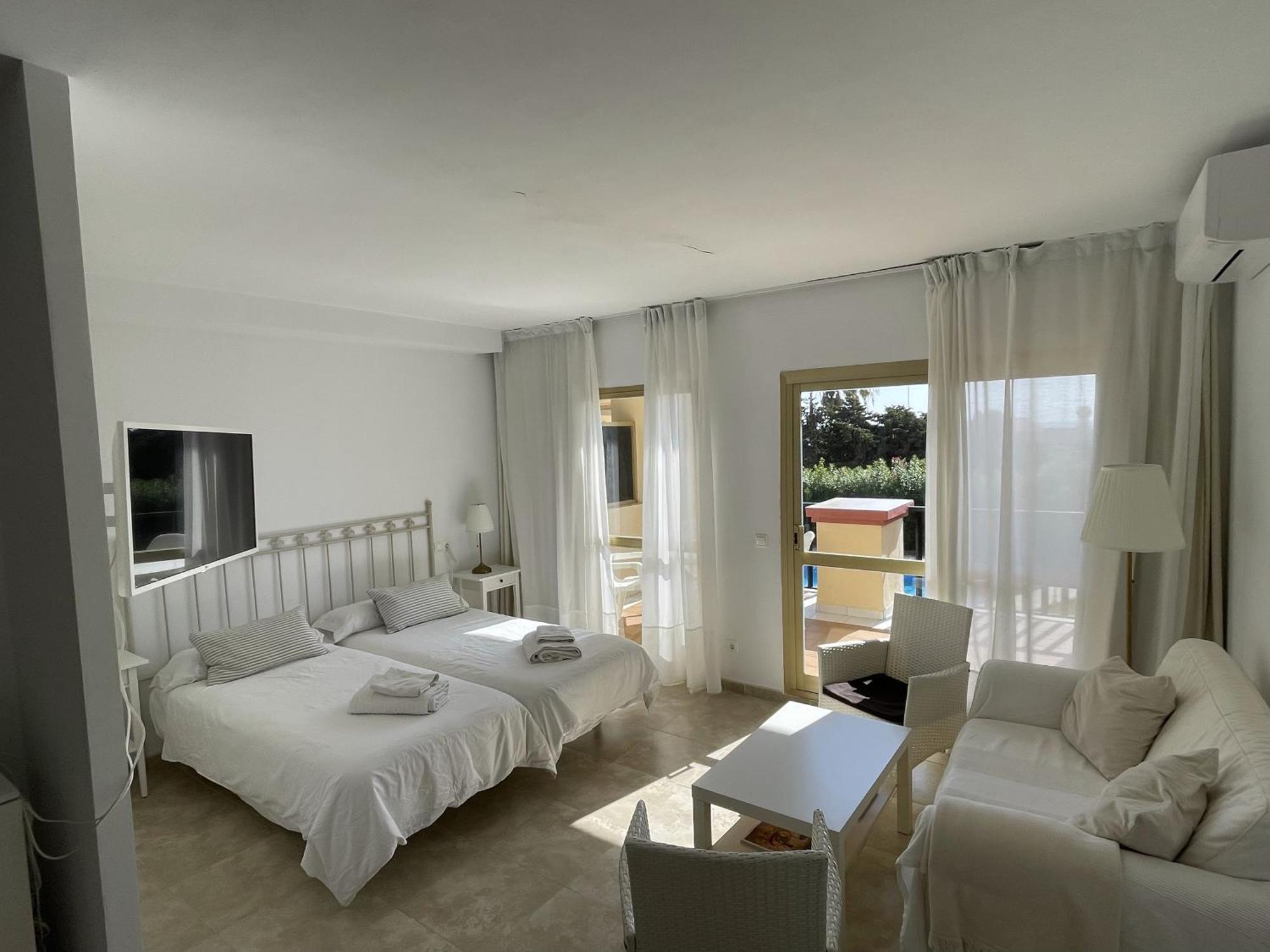 Estudio Primera Linea 50 Mtrs Playa. Fibra 600Mb Marbella Exteriér fotografie